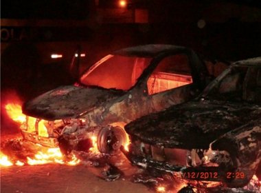 Tanque Novo: Veículos da prefeitura são incendiados