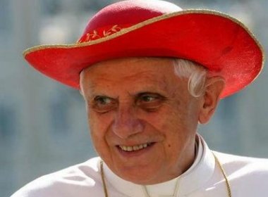 Papa pede coragem da Igreja contra 'agnosticismo intolerante'