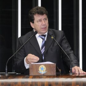 Senador Ivo Cassol é condenado por improbidade administrativa