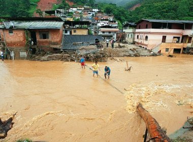 Vídeo mostra que dinheiro do combate às enchentes da Região Serrana do Rio foi desviado