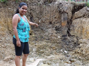 Dona de casa encontra petróleo no fundo de casa no Lobato