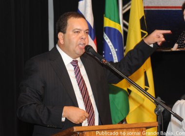 Elmar assumirá liderança oposicionista na AL-BA; Paulo Azi e Sandro Régis ocupam cadeiras na Mesa