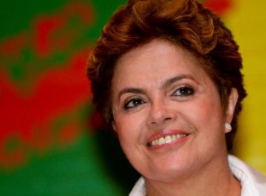 Dilma faz passeio de lancha no último dia de recesso em Salvador