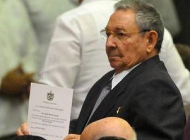 Raúl Castro é reeleito presidente de Cuba