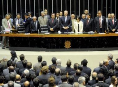 Congresso derruba veto de Dilma à lei dos royalties do petróleo