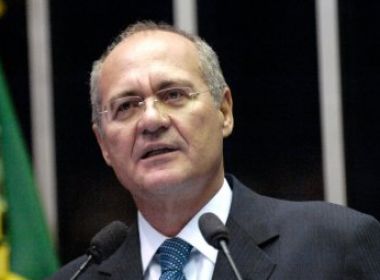 Renan envia petição contra desafetos para Procuradoria-Geral