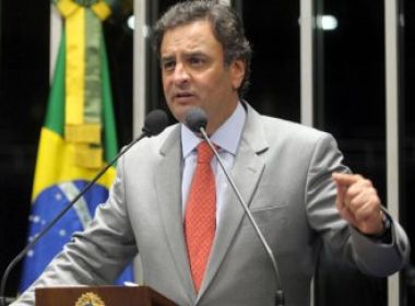 Apoio de Serra virá em 'momento oportuno' , diz Aécio Neves
