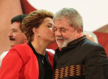 Dilma nega que Lula tenha favorecido empreiteiras em troca de viagem