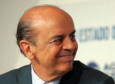 Serra não comenta apoio de Alckmin para Aécio presidir PSDB