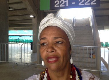 Baianas de acarajé protestam na Fonte Nova; condição de venda na Arena não está garantida