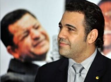 Presidente de entidade que 'diplomou' Feliciano é acusado de estelionato e indiciado pela PF