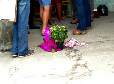Costureira é assassinada por suposto entregador de flores