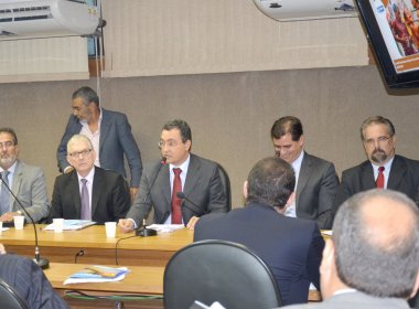 Comissão discute novos investimentos para amenizar efeitos da seca