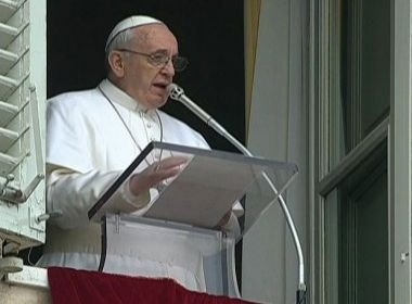 Papa Francisco denuncia abusos contra crianças