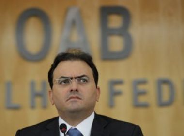Presidente da OAB diz que entidade discutirá redução da maioridade penal