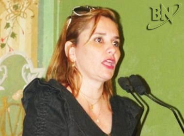 K�tia Carmelo � condenada a quatro meses de deten��o
