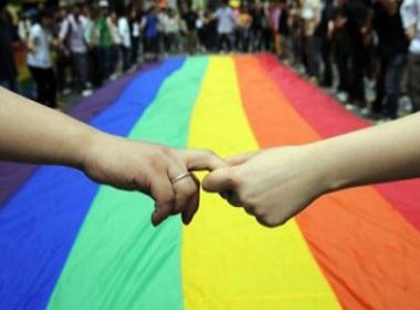 Só 47% dos brasileiros aceitariam ter um filho gay, diz pesquisa
