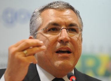 Ministro da Saúde demite responsável por campanha em homenagem ao dia das prostitutas