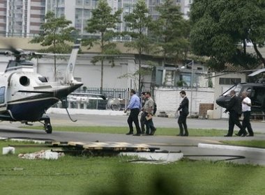 Rio: Helicópteros do governo são utilizados até para transportar cachorro