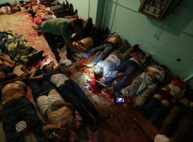 Egito: 40 pessoas morrem e 300 ficam feridas após tiroteio