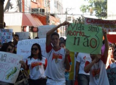 Religiosos pressionam Dilma por veto de projeto que regulamenta atendimento a vítimas de estupro