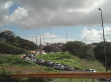 Acidentes deixam trânsito travado em Salvador