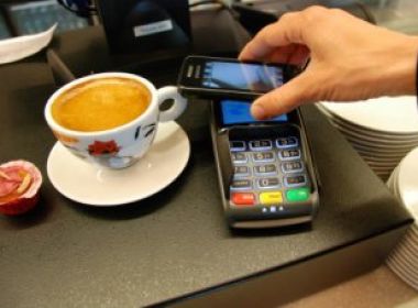 Governo prevê para final do ano sistema de pagamentos via celular no Brasil