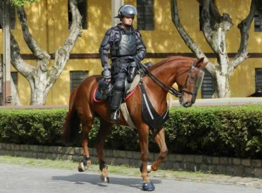 Tropa de Choque ganha 'kit Robocop' em São Paulo para possíveis protestos contra Copa