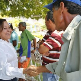 Lídice se compromete a prezar pelo meio ambiente e ... - Bahia Noticias - Samuel Celestino