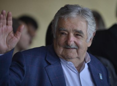Em livro, Mujica revela confissão de Lula sobre o mensalão
