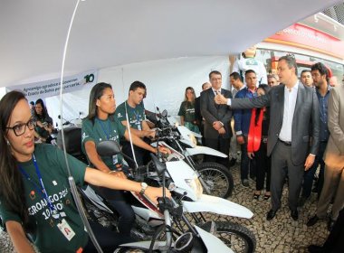 Governo entrega motocicletas para facilitar atendimento a agricultores