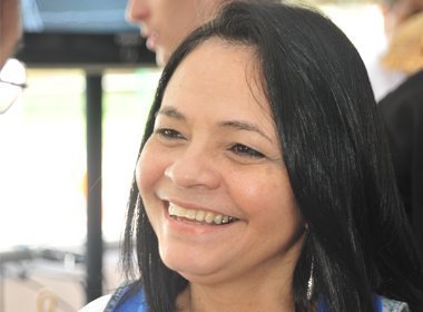 Moema Gramacho usa R$27 mil de cota parlamentar para aluguel de salas fechadas
