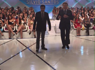 Em São Paulo, ACM Neto participa de programa de Silvio Santos