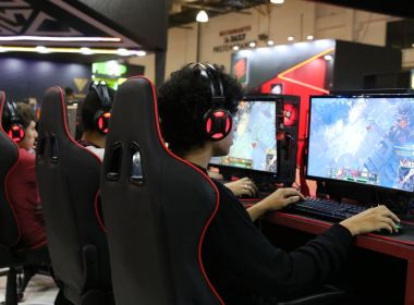 Bolsonaro anuncia nova redução de impostos para jogos eletrônicos