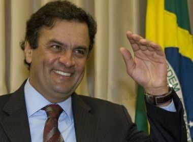 Aécio pronto para disputar com Lula ou Dilma
