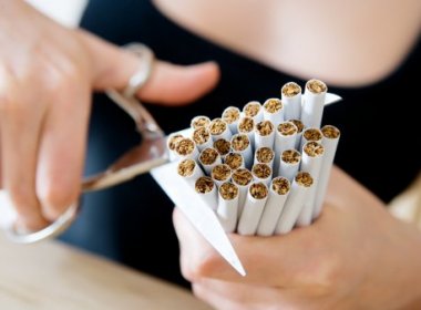 Estudo diz que parar de fumar deixa pessoa mais feliz 