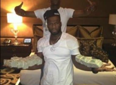 Rapper 50 Cent posta imagens polêmicas no Twitter