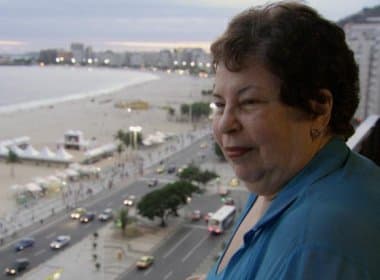 Nana Caymmi anuncia aposentadoria em show no Rio de Janeiro
