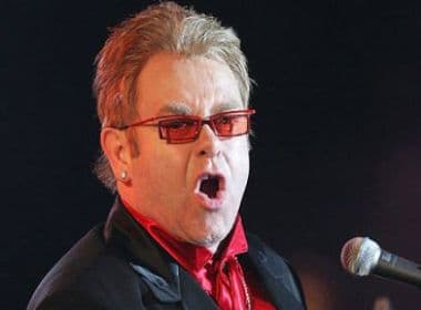 Elton John é acusado de plagear &#039;Nikita&#039; após quase 30 anos