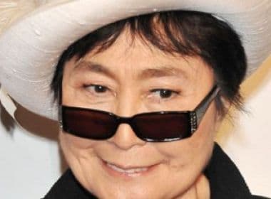 Yoko Ono lança aplicativo para fotos com sorriso