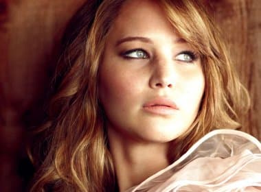 Jennifer Lawrence rompe silêncio e fala sobre vazamento de fotos: ‘perpetuaram a ofensa sexual’