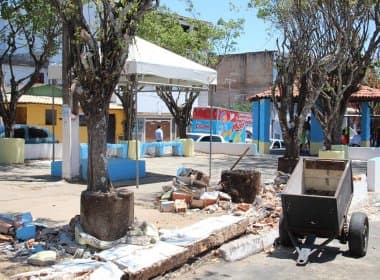 Moradores pedem reconstrução de quiosque da Praça do Coreto, destruída após reforma da orla