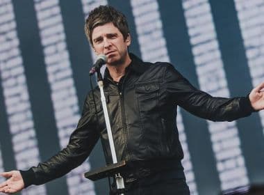 Noel Gallagher doa direitos de música às famílias de vítimas de atentado em Manchester