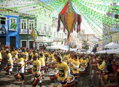  Olodum se apresenta no Pelourinho para celebrar jogo do Brasil nesta quarta-feira