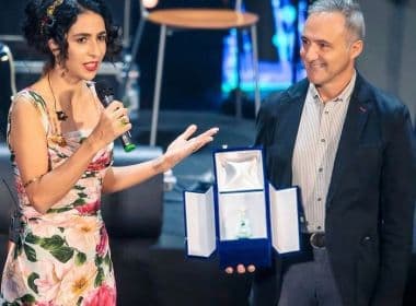 Marisa celebra premiação internacional: 'Sou a 1ª mulher brasileira a receber o prêmio Tenco'