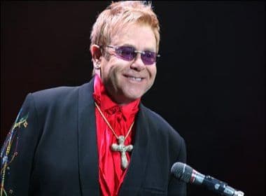 Elton John produzirá filme auto-biográfico