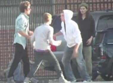 Justin Bieber bate em garotos em briga de rua