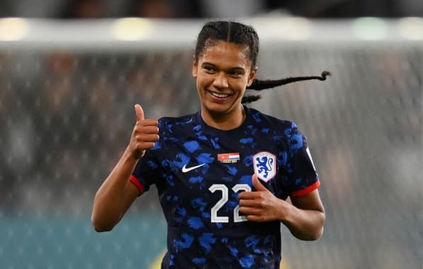 Holanda faz 7 a 0 e aplica a maior goleada da Copa Feminina; EUA avança de fase com empate diante de Portugal