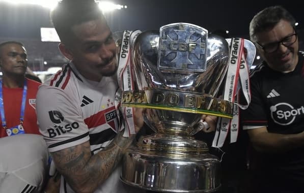 "Agradecer ao Flamengo por ter mandado o Dorival embora", diz Luciano após título do São Paulo