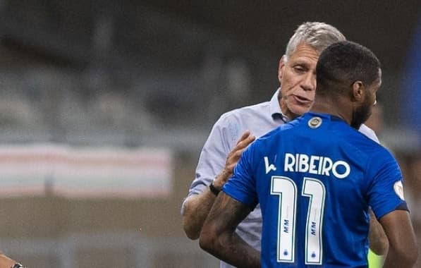 Autuori defende Wesley após gol perdido e evita desculpas para empate do Cruzeiro com Vasco: "Sem bengalas"